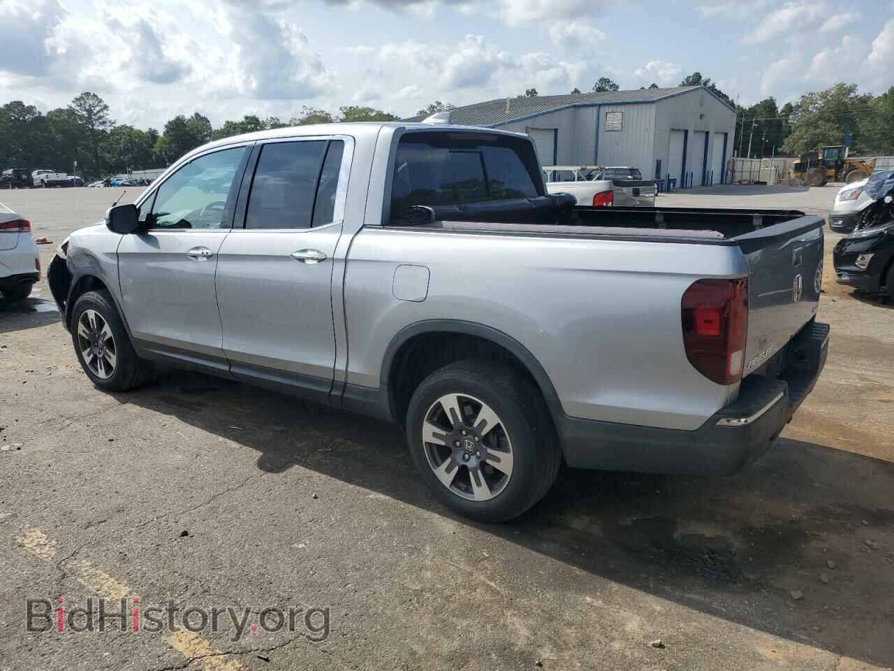 2019 HONDA RIDGELINE - VIN: 5FPYK3F72KB001049 - Photo 2