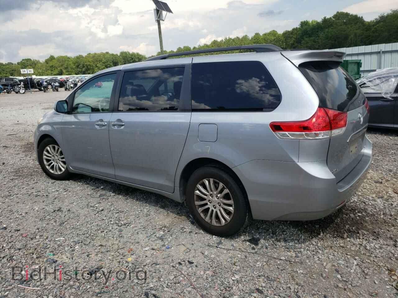 2011 TOYOTA All Models - VIN: 5TDYK3DCXBS068552 - Фото 2