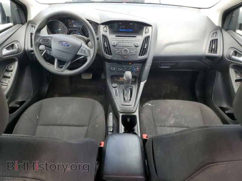 2017 Ford FOCUS (VIN 1FADP3F20HL337369) — фото 8 из 12