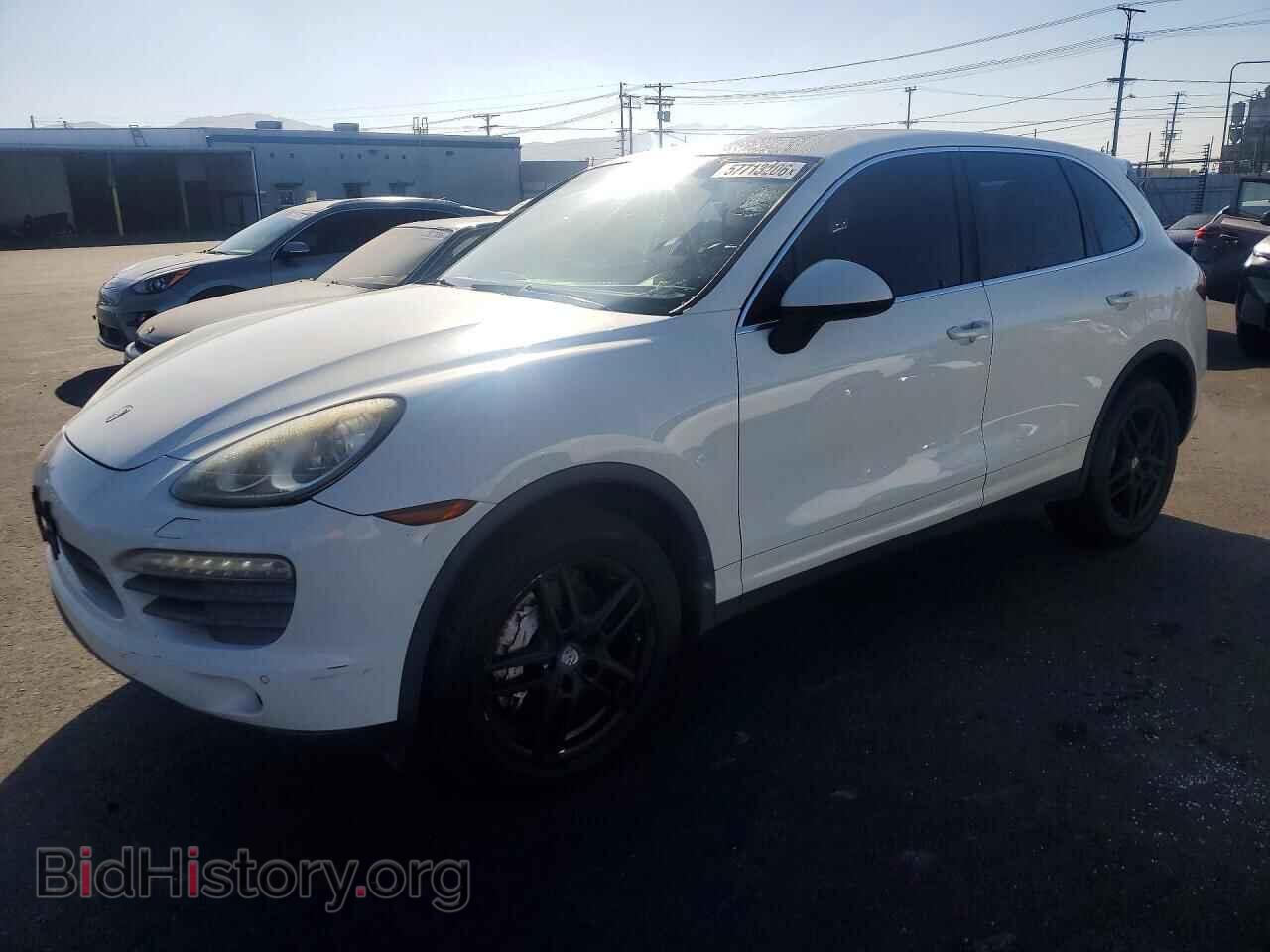 Photo WP1AB2A25BLA42058 - PORSCHE CAYENNE 2011