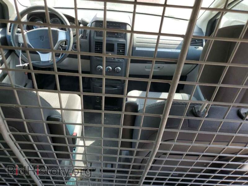 2010 Dodge CARAVAN (VIN 2D4CN1AE9AR174917) — фото 8 из 13