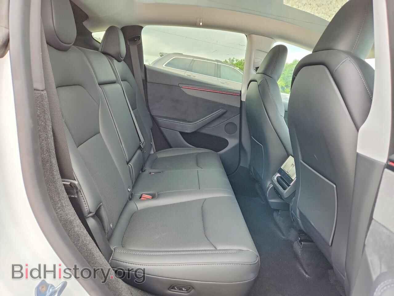 2026 TESLA MODEL Y - VIN: 7SAYGDEDXTA491443 - Photo 11