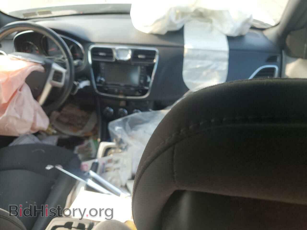 2014 CHRYSLER 200 - VIN: 1C3CCBBG4EN172184 - Фото 8