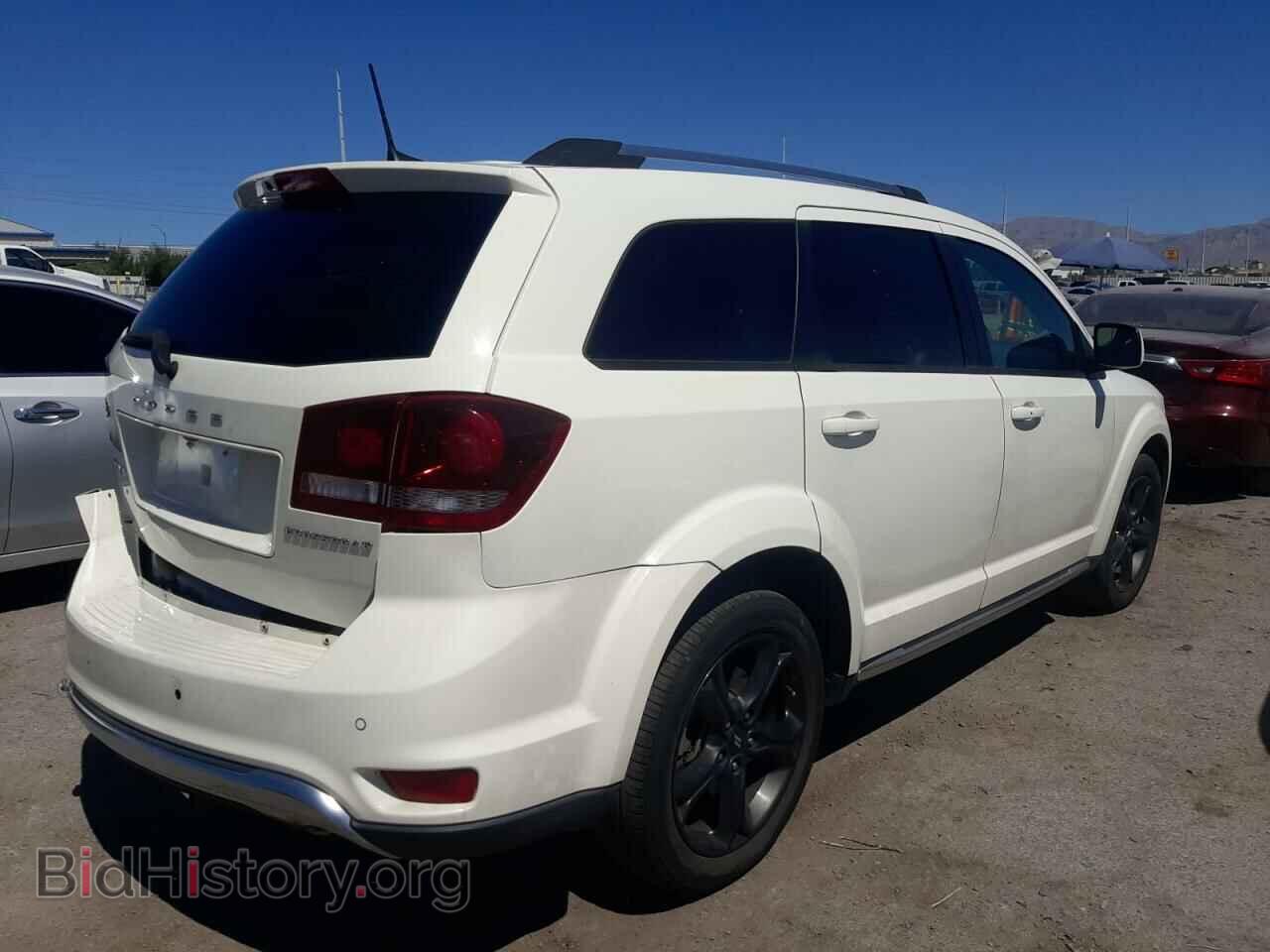 2020 DODGE JOURNEY - VIN: 3C4PDCGB7LT192570 - Фото 3
