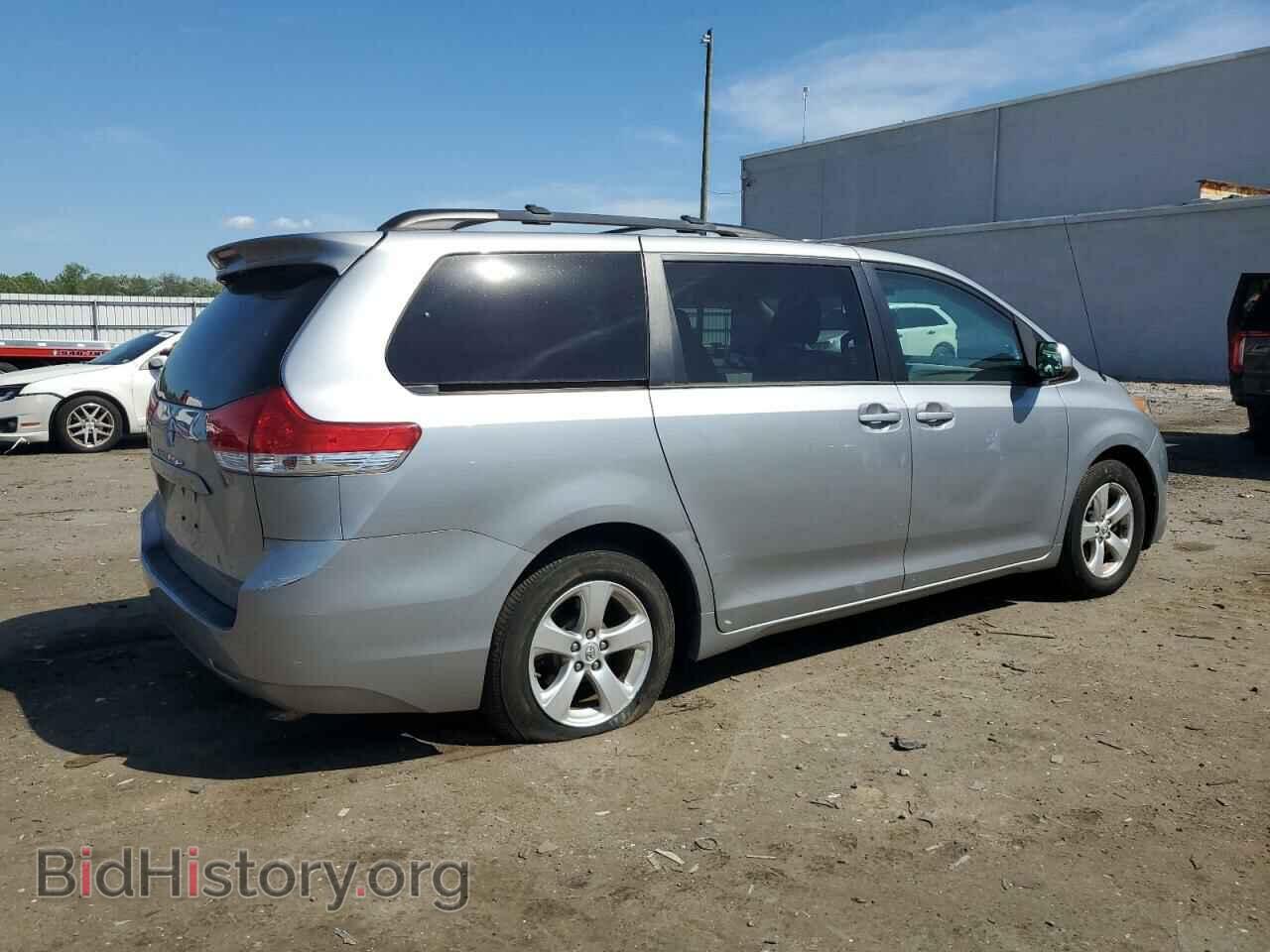 2013 TOYOTA All Models - VIN: 5TDKK3DC2DS377151 - Фото 3