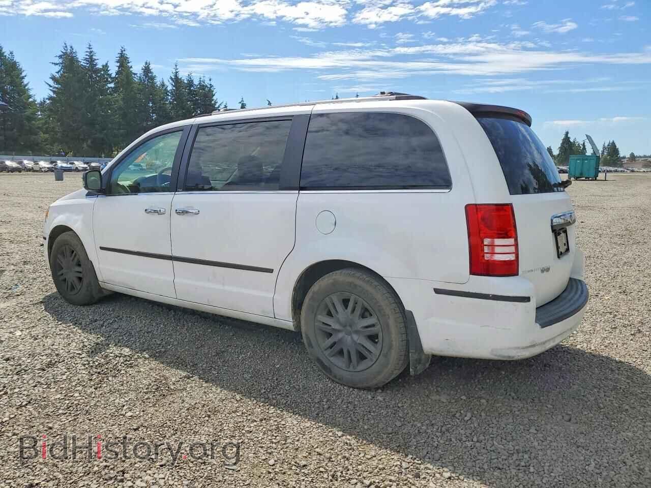 2008 CHRYSLER MINIVAN - VIN: 2A8HR64X18R736314 - Photo 2