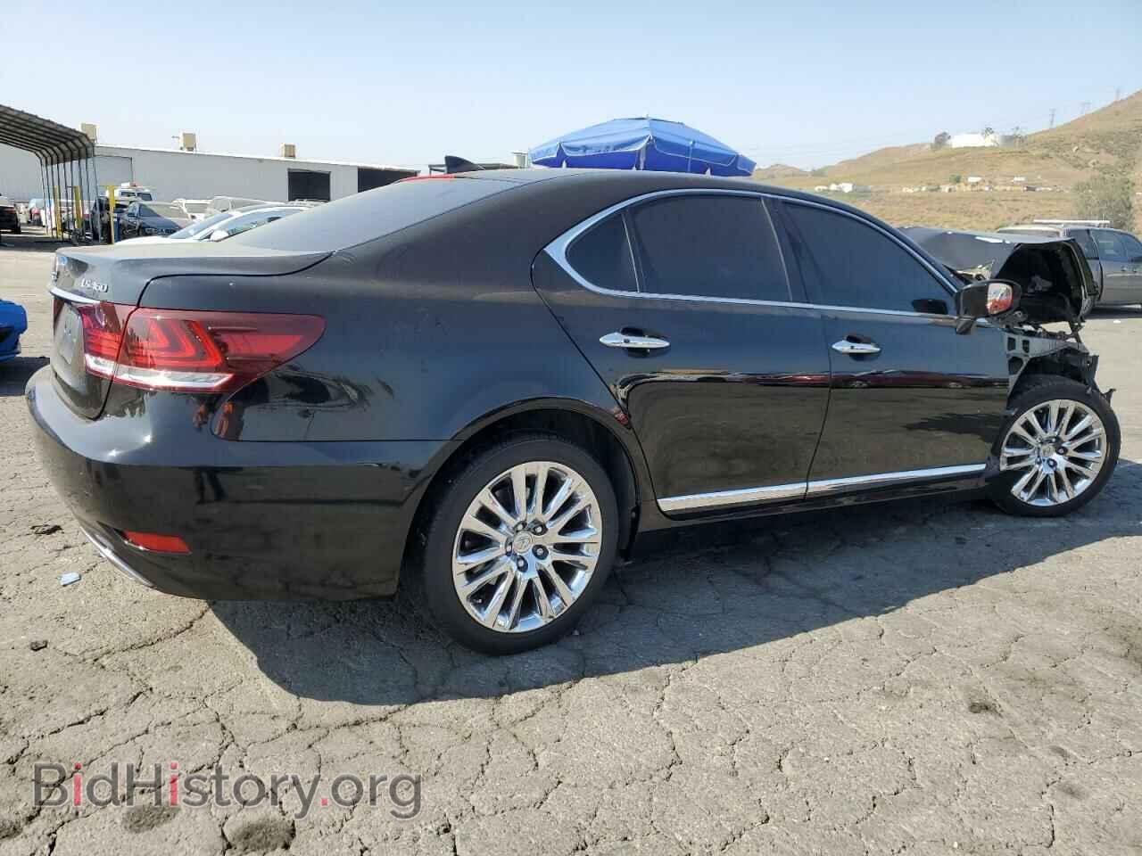 2014 LEXUS LS460 - VIN: JTHBL5EF2E5130462 - Photo 3