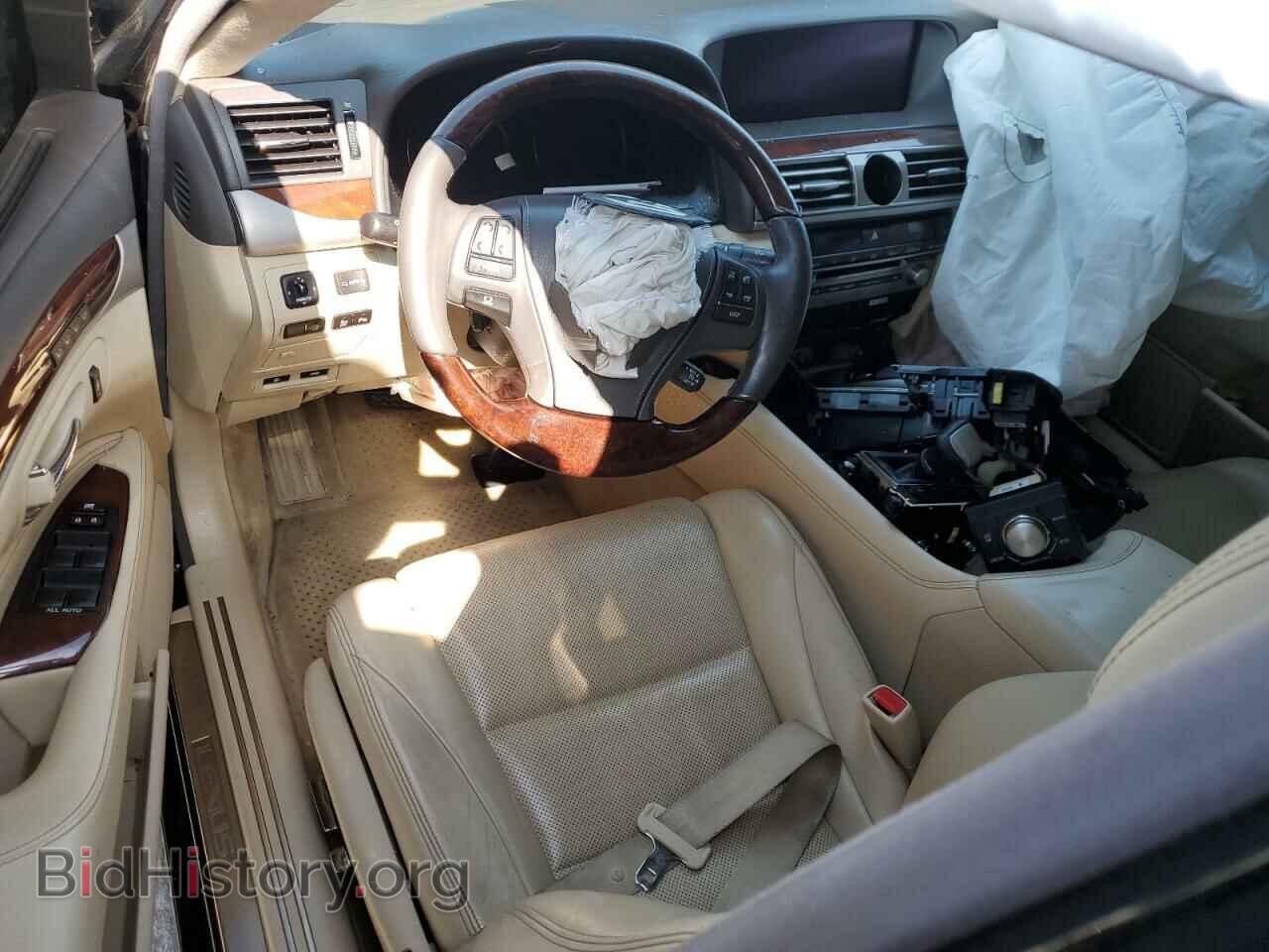 2014 LEXUS LS460 - VIN: JTHBL5EF2E5130462 - Photo 8