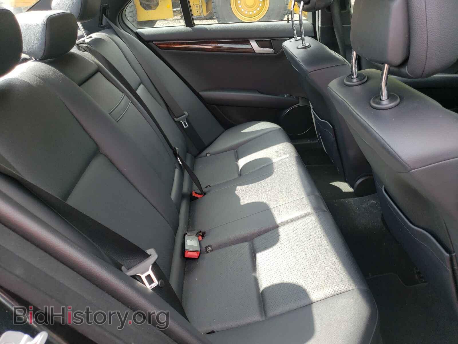 2012 MERCEDES-BENZ C-CLASS - VIN: WDDGF8BB1CR197616 - Фото 6
