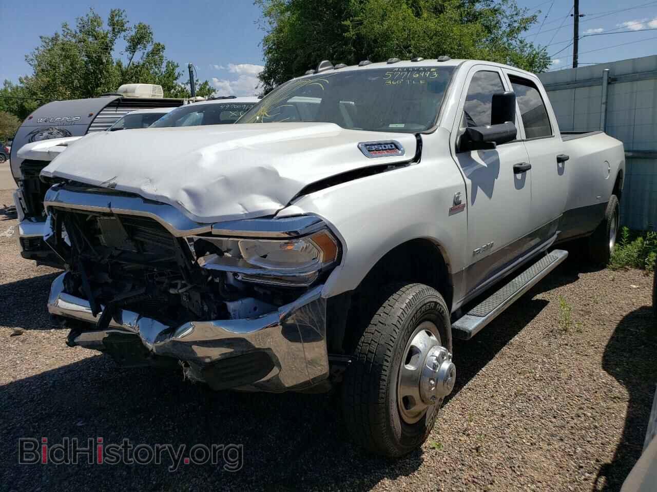 2021 RAM 3500 - VIN: 3C63RRGL2MG640730 - Photo 2
