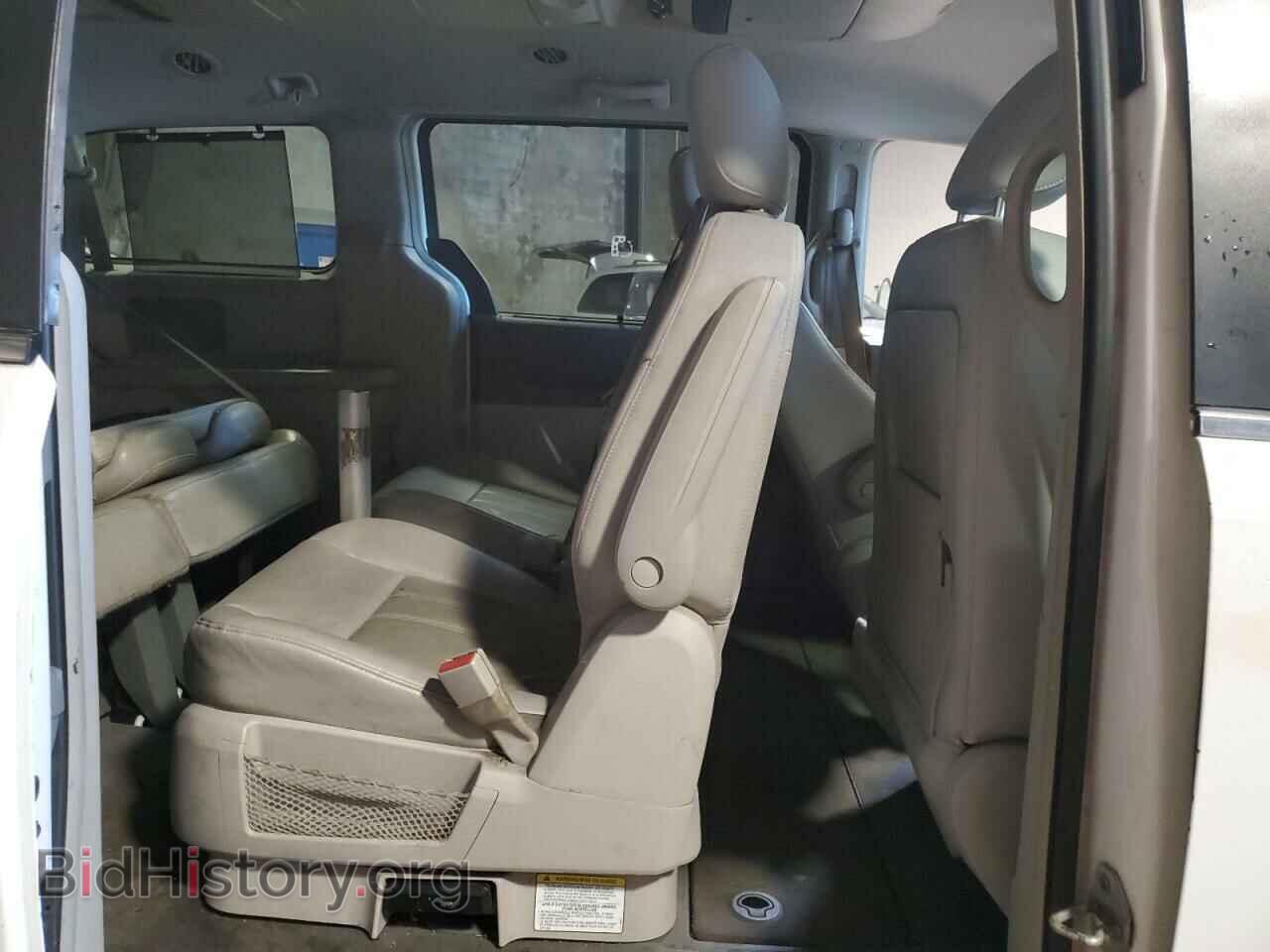 2008 CHRYSLER MINIVAN - VIN: 2A8HR54P28R110135 - Фото 11