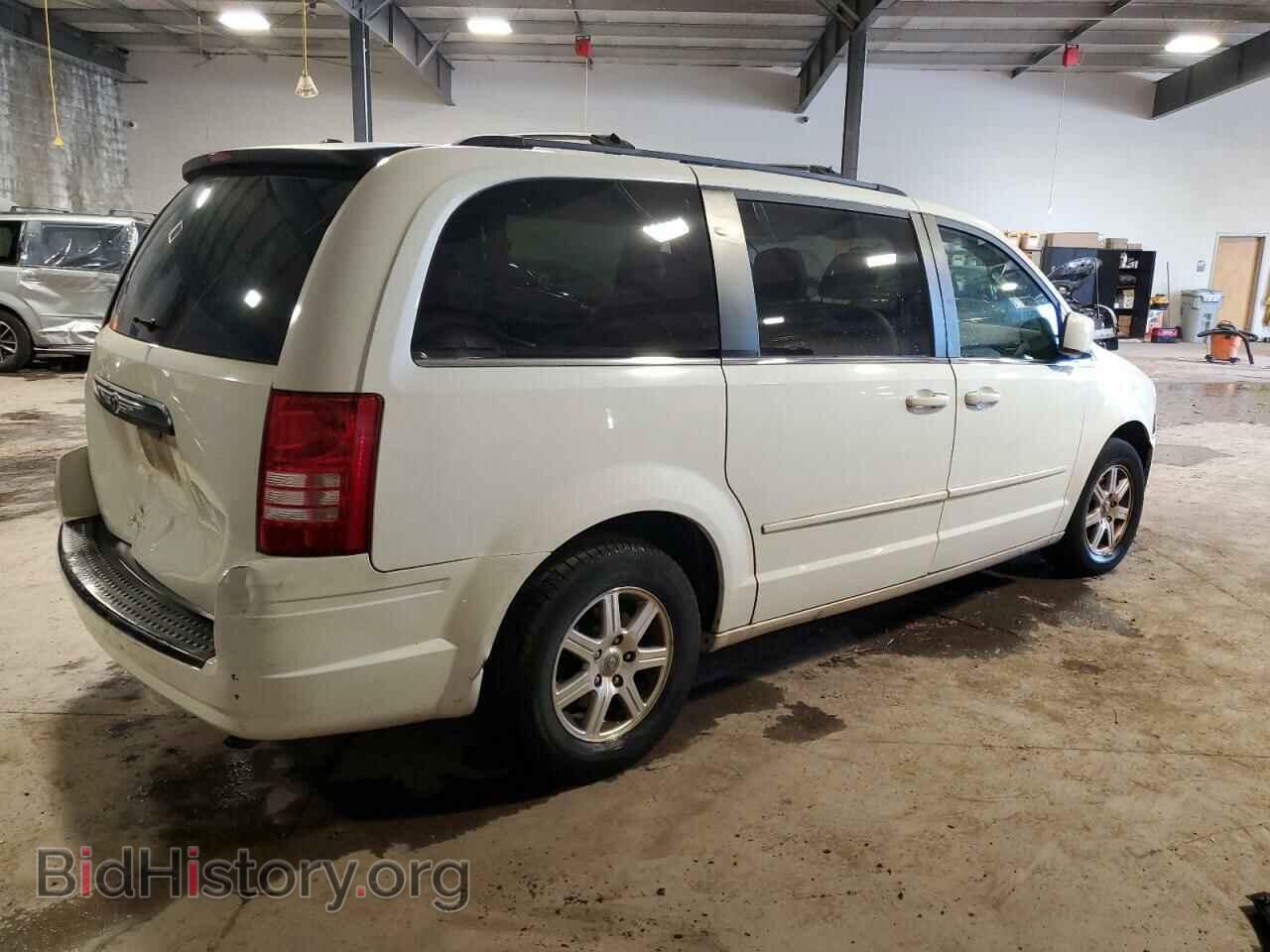 2008 CHRYSLER MINIVAN - VIN: 2A8HR54P28R110135 - Фото 3