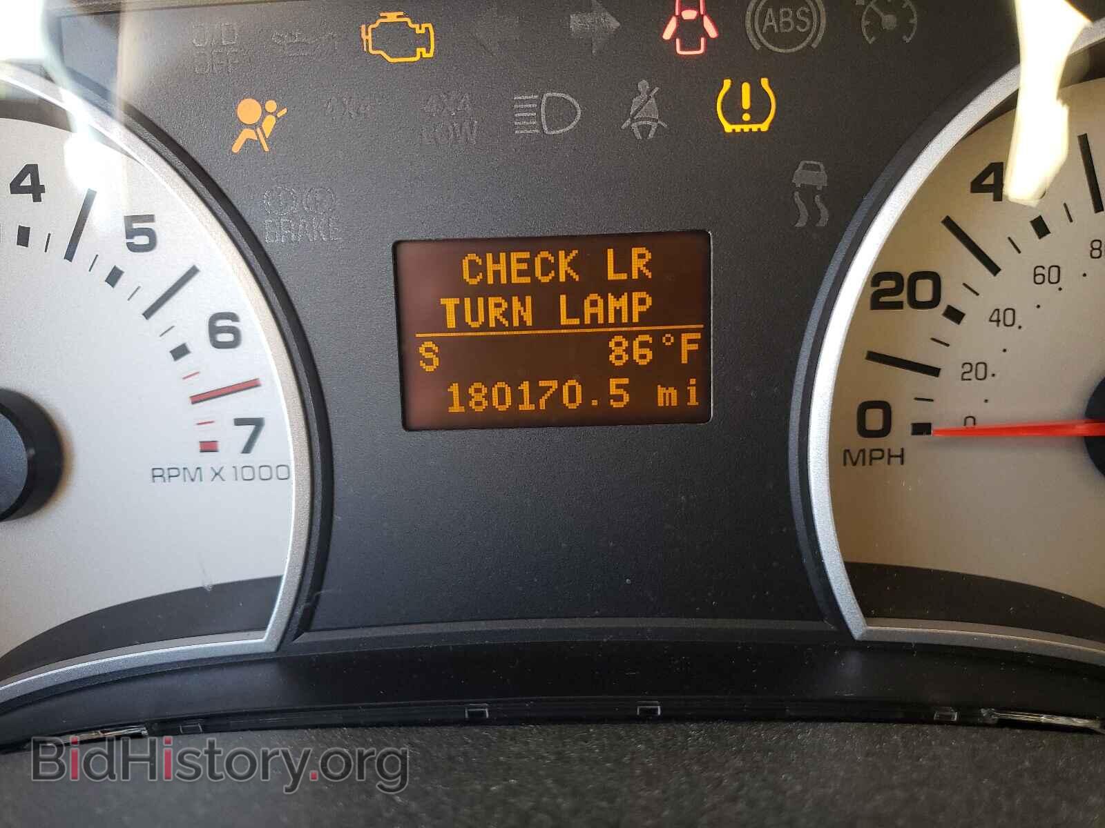 2006 FORD EXPLORER - VIN: 1FMEU64E26UA39379 - Photo 8