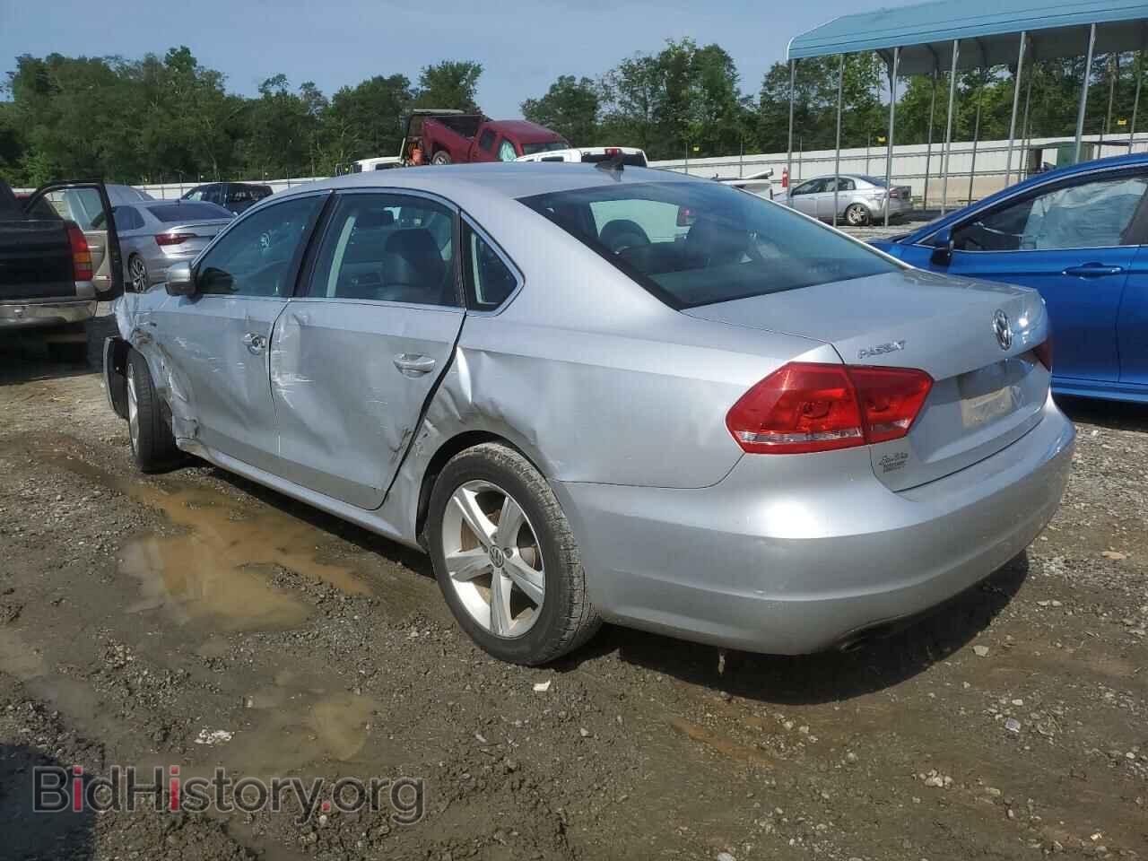 2015 VOLKSWAGEN PASSAT - VIN: 1VWAS7A32FC111220 - Фото 2