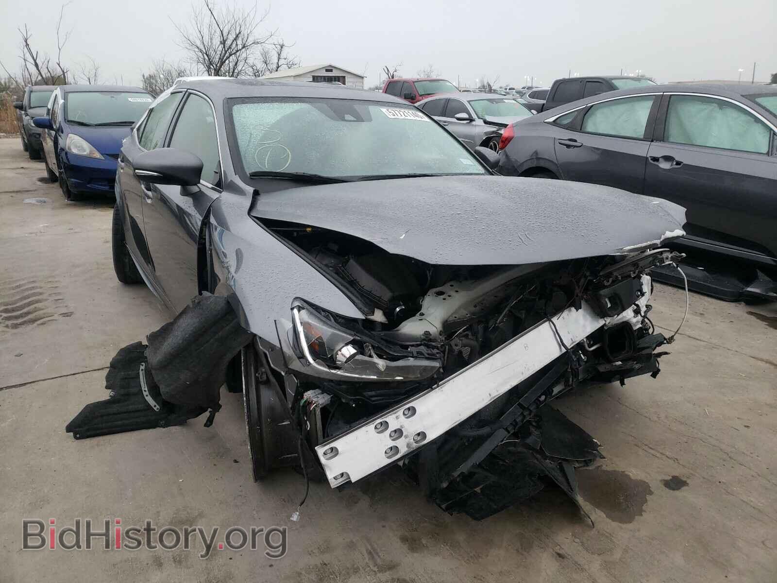 Фотография JTHBA1D20H5045363 - LEXUS IS 2017
