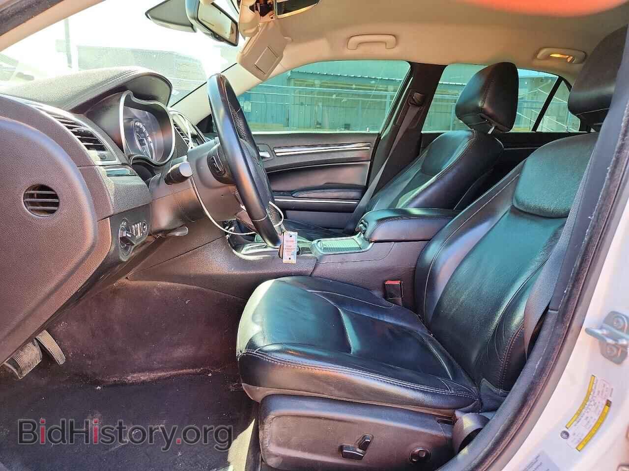 2016 CHRYSLER 300 - VIN: 2C3CCAAG1GH252386 - Фото 7