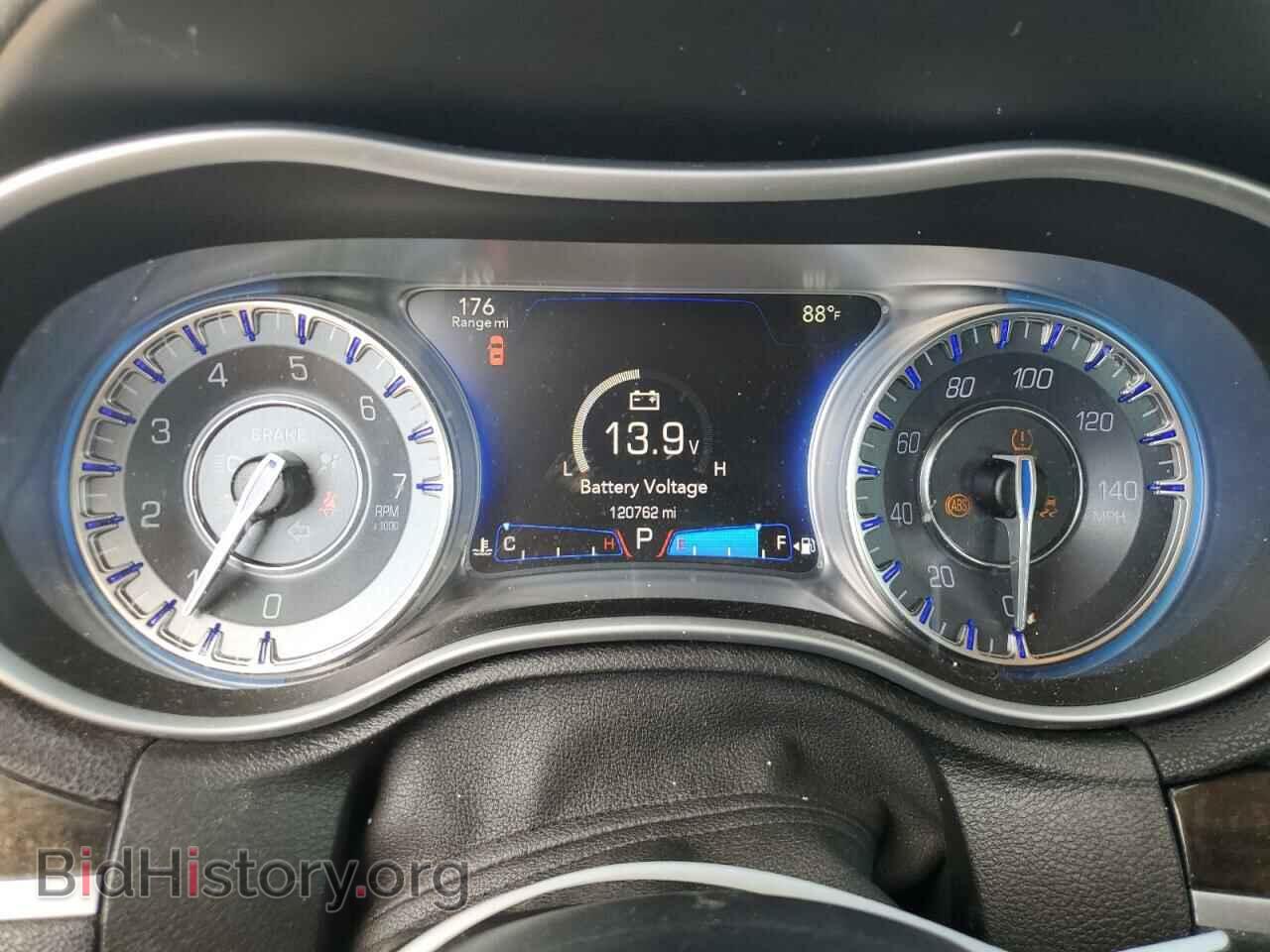 2015 CHRYSLER 300 - VIN: 2C3CCAEG4FH779914 - Photo 9
