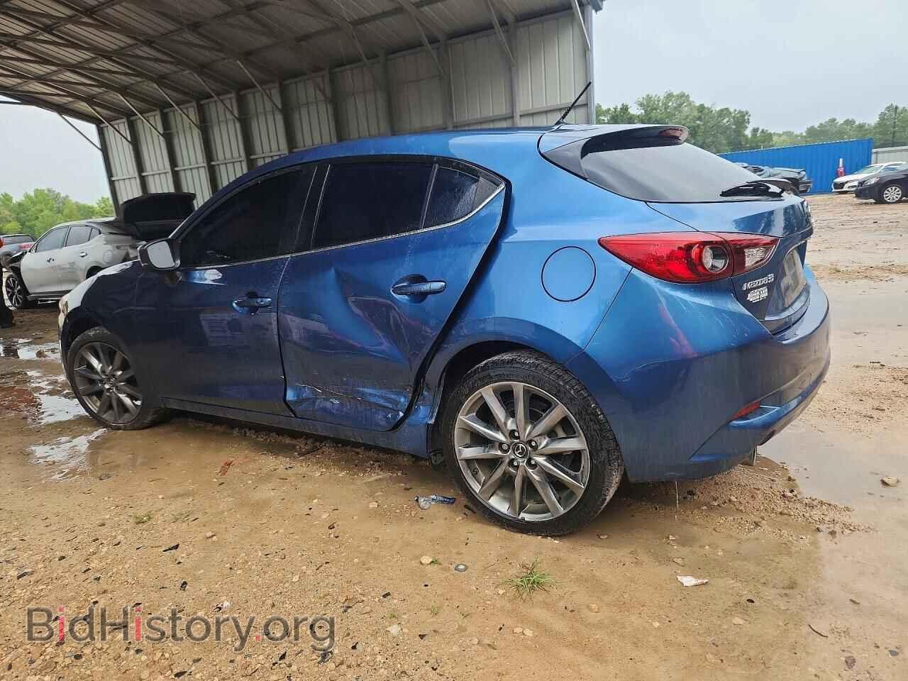 2018 MAZDA 3 - VIN: 3MZBN1L39JM199390 - Фото 2