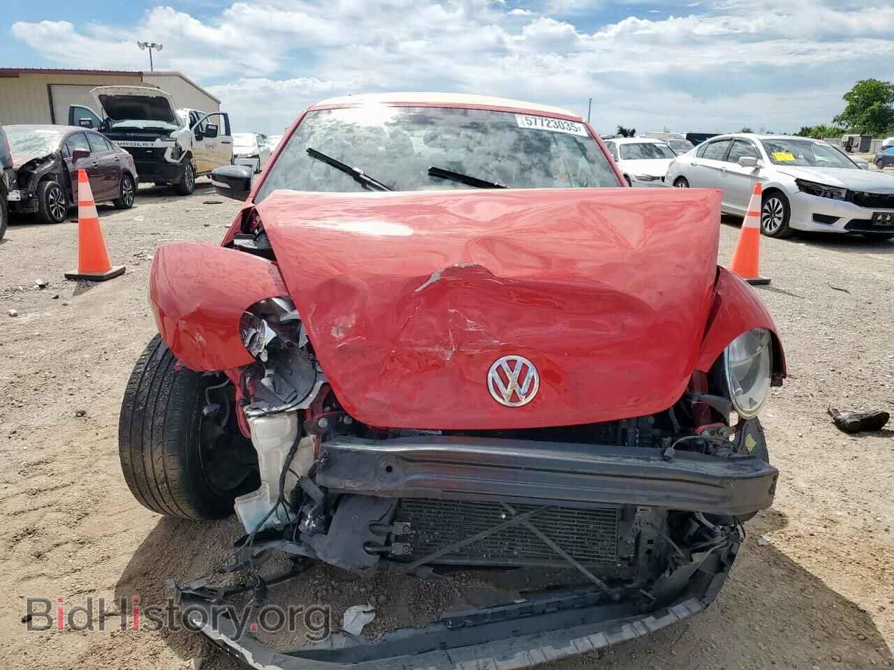 2014 VOLKSWAGEN BEETLE - VIN: 3VW7S7AT2EM804635 - Фото 5