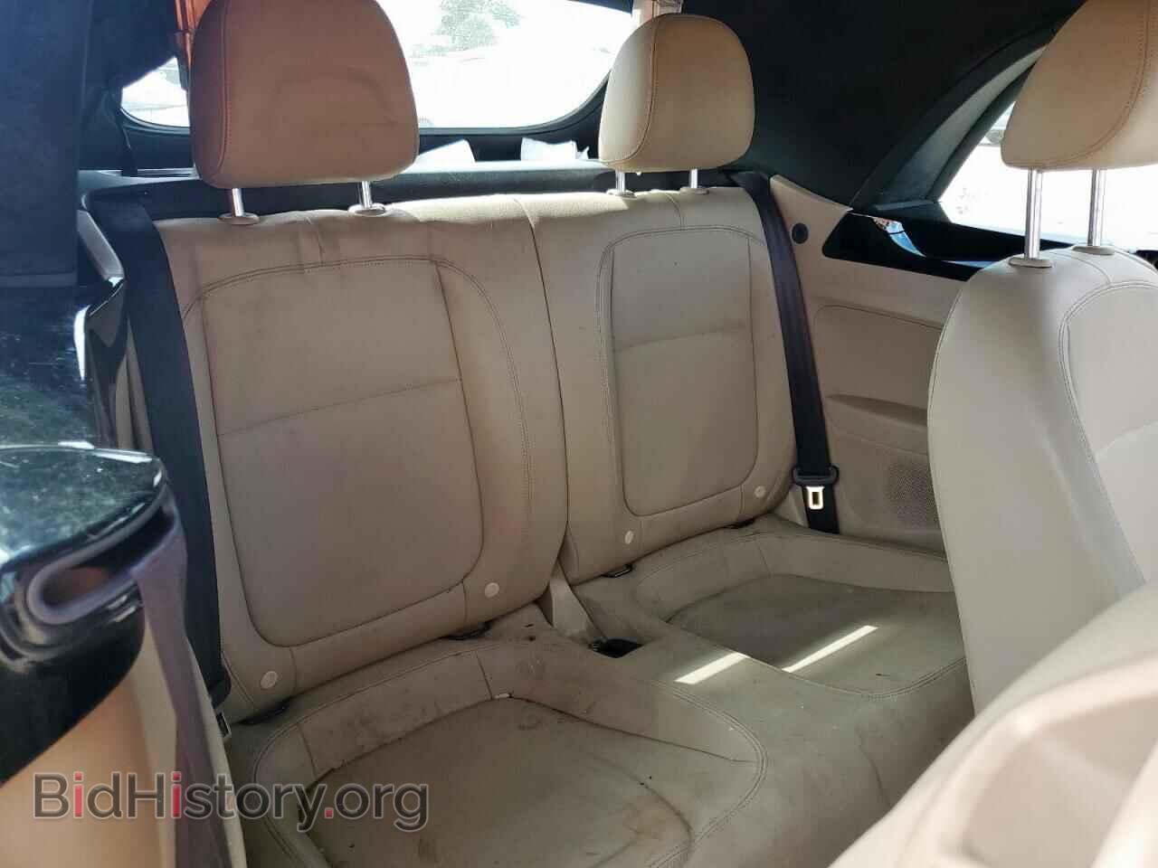 2014 VOLKSWAGEN BEETLE - VIN: 3VW7S7AT2EM804635 - Фото 10