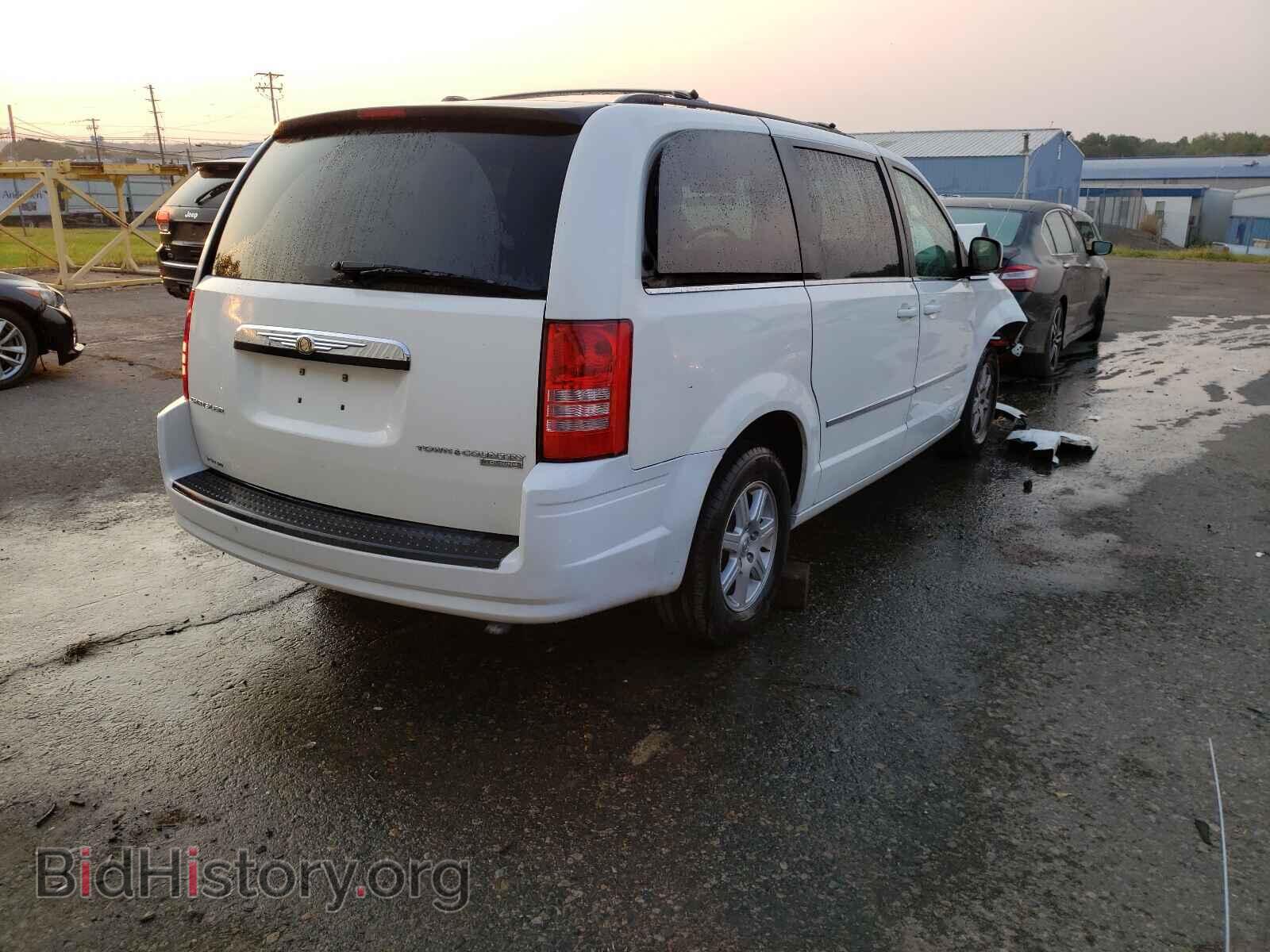 2010 CHRYSLER MINIVAN - VIN: 2A4RR5D17AR271104 - Фото 4
