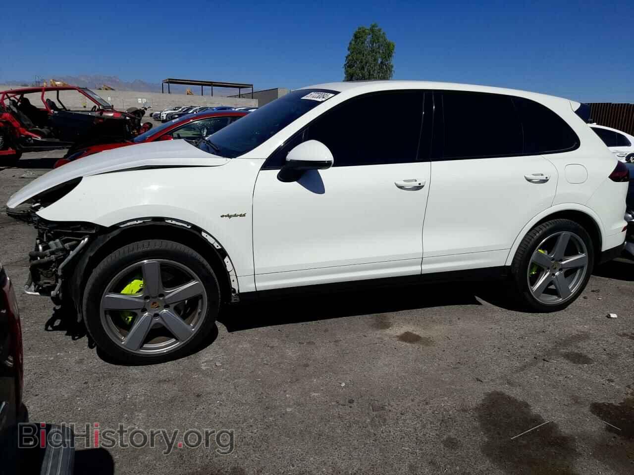 Фотография WP1AE2A23HLA75950 - PORSCHE CAYENNE 2017