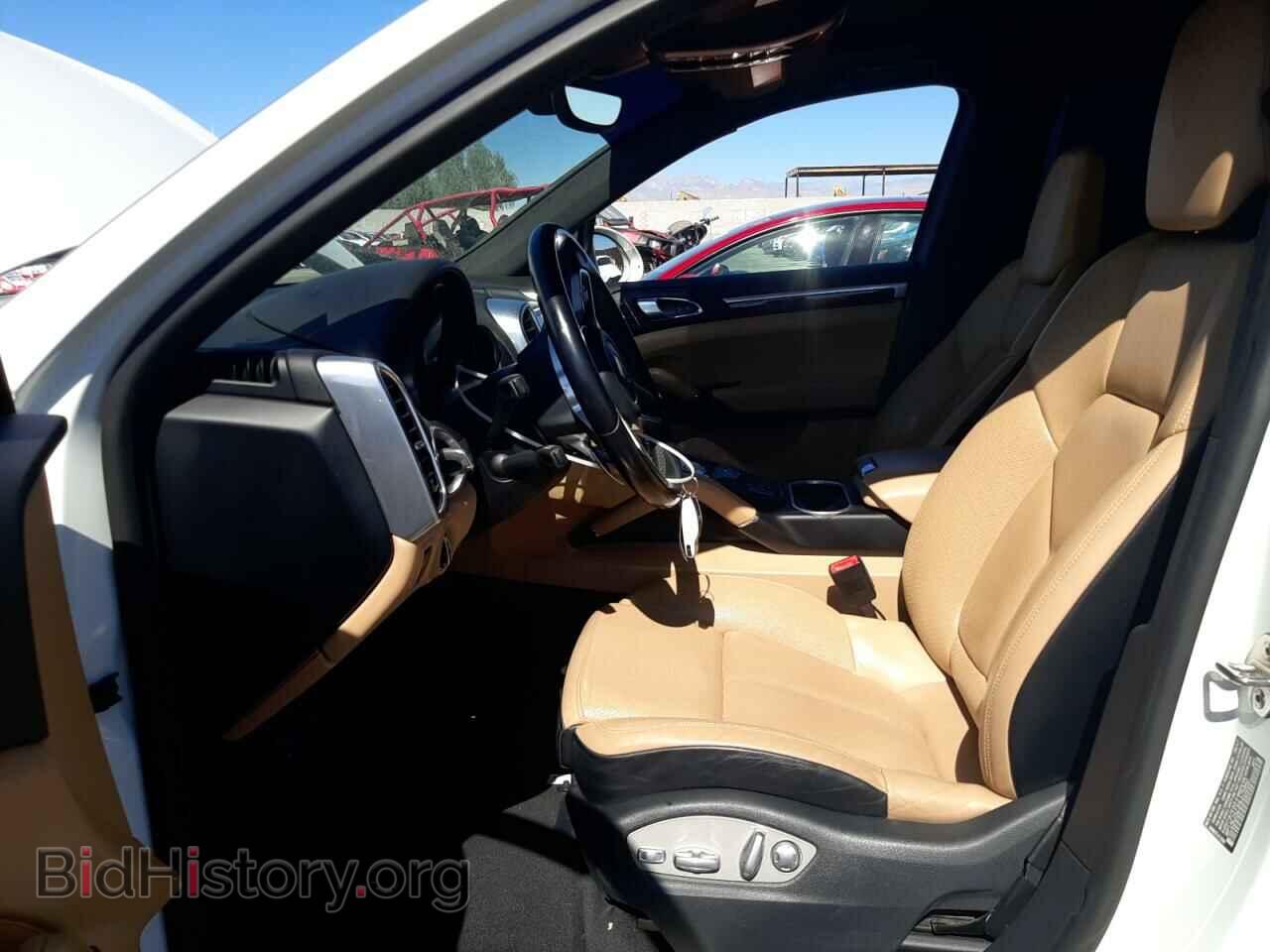2017 PORSCHE CAYENNE - VIN: WP1AE2A23HLA75950 - Фото 7