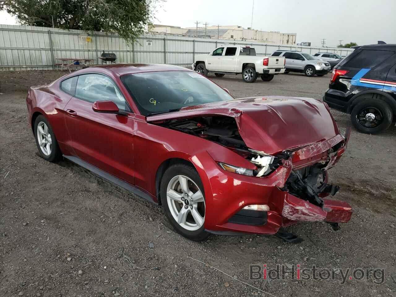 Photo 1FA6P8AM4H5256703 - FORD MUSTANG 2017