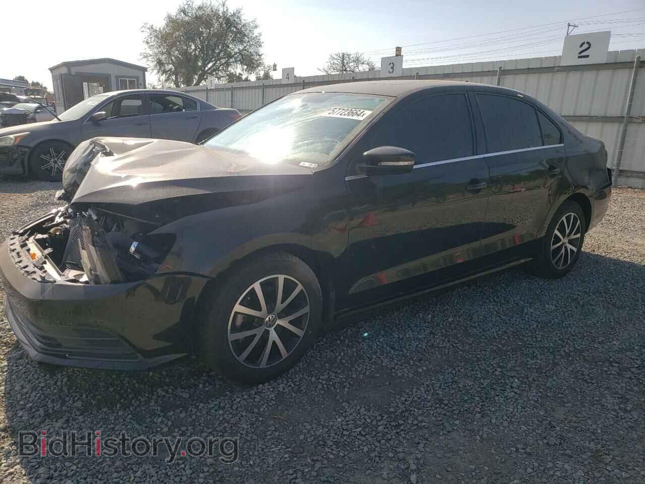 Фотография 3VWDB7AJ0HM390521 - VOLKSWAGEN JETTA 2017