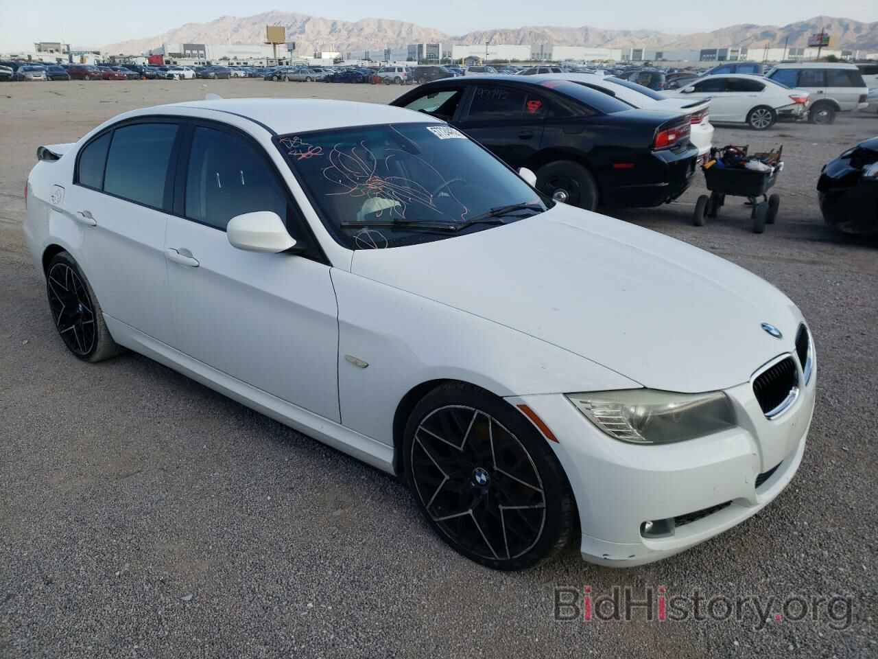 Photo WBAPH5C55BA445498 - BMW 3 SERIES 2011