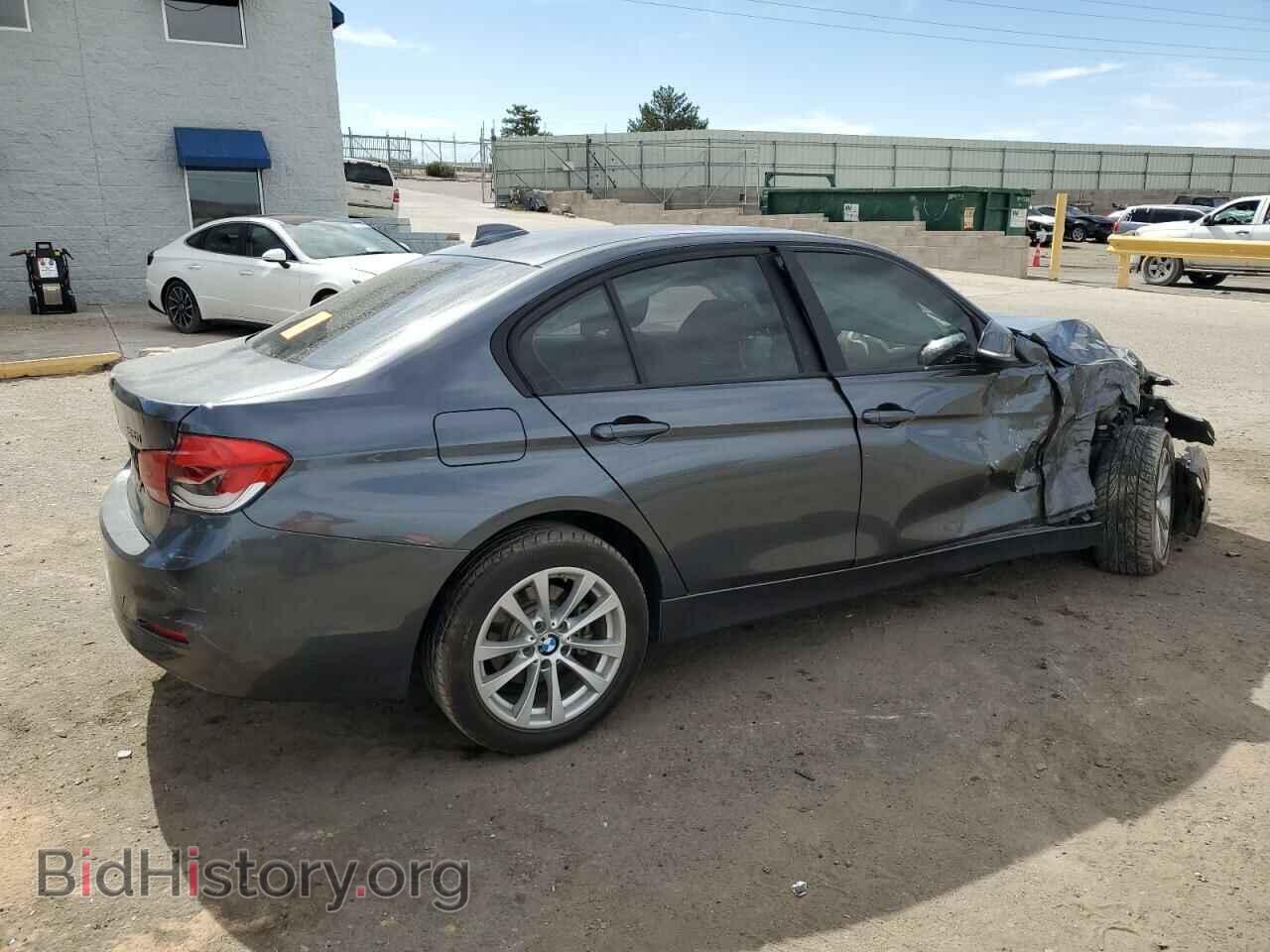 2016 BMW 3 SERIES - VIN: WBA8E5G58GNU21140 - Фото 3
