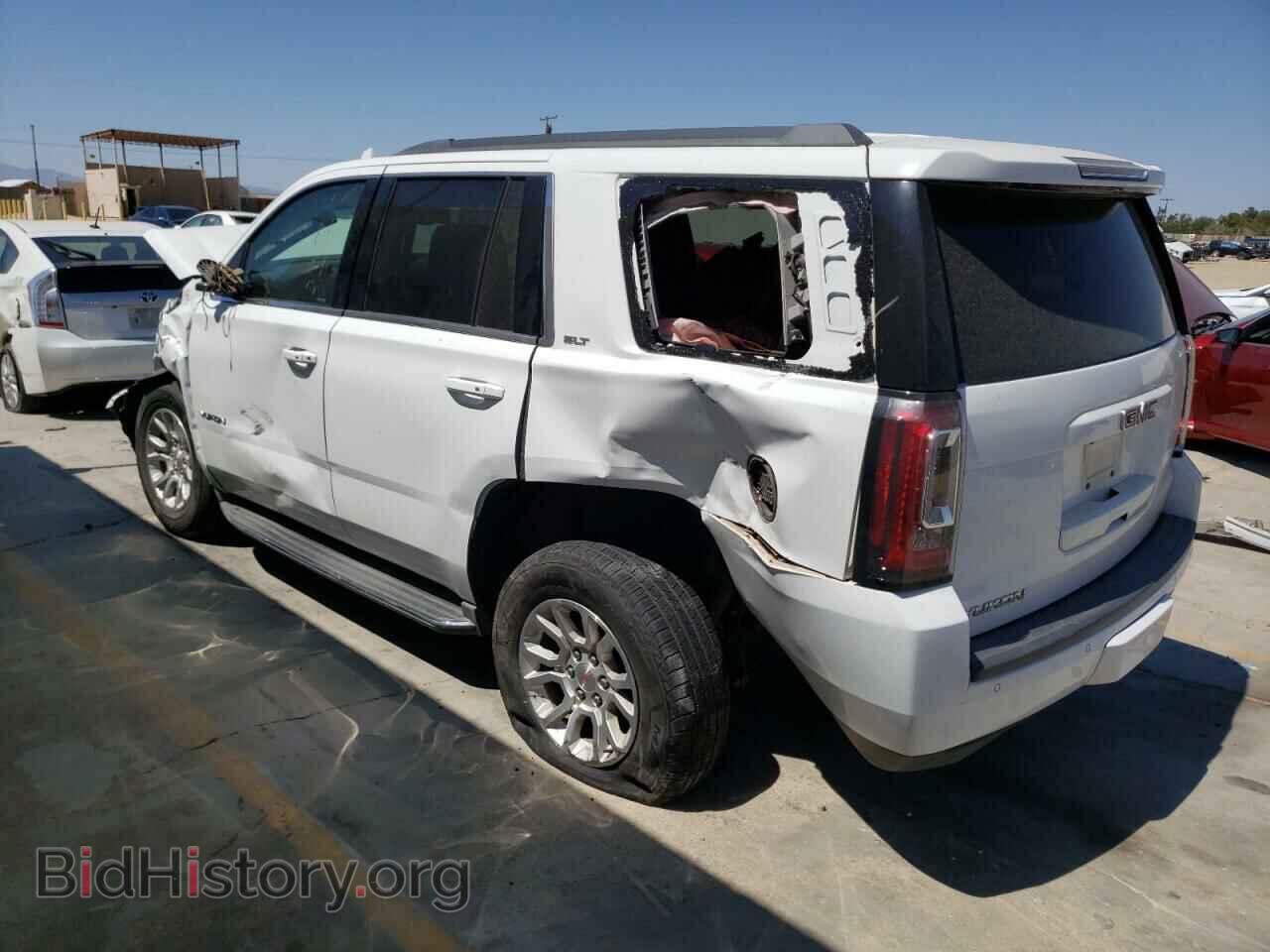 2017 GMC YUKON - VIN: 1GKS2BKC2HR192877 - Фото 2