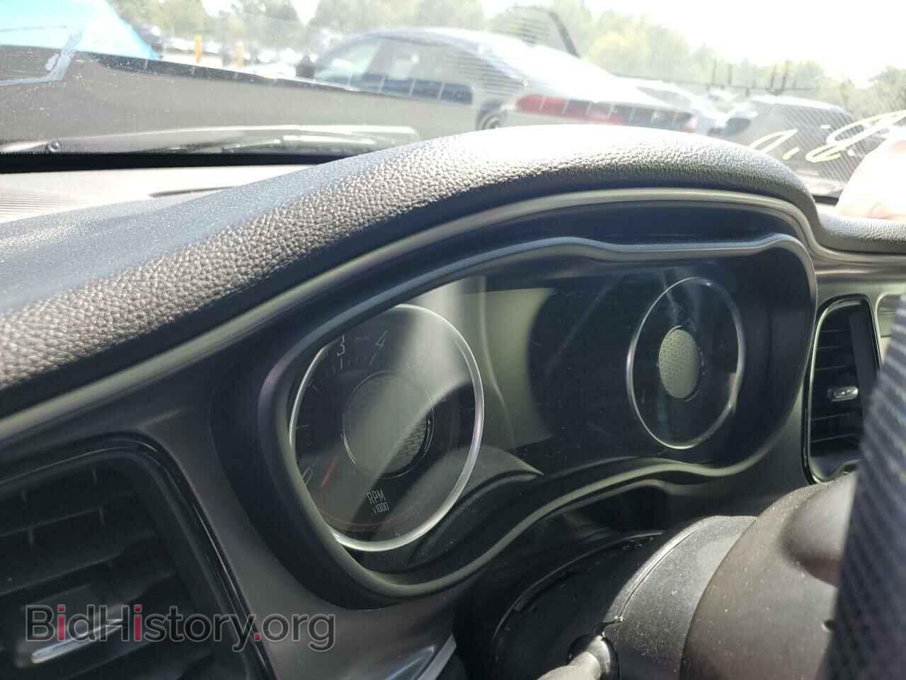 2019 DODGE CHALLENGER - VIN: 2C3CDZAG7KH751343 - Photo 8