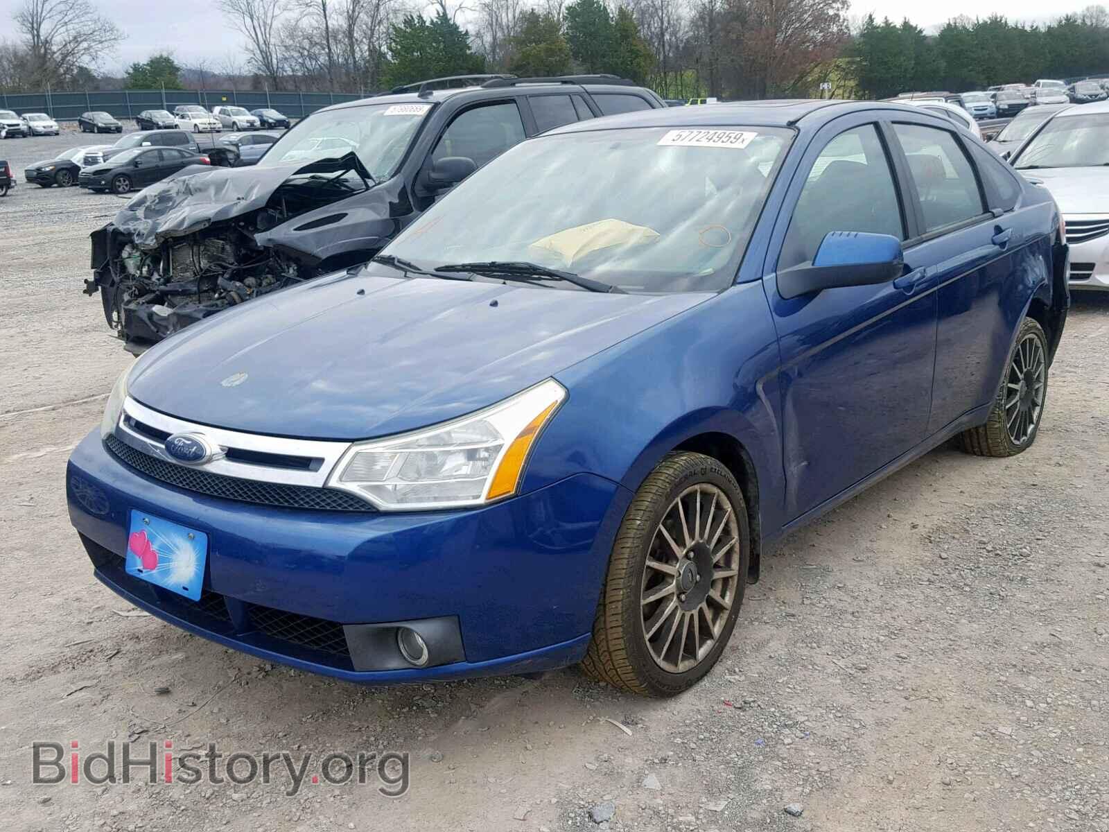 2009 FORD FOCUS - VIN: 1FAHP36N29W103942 - Фото 2