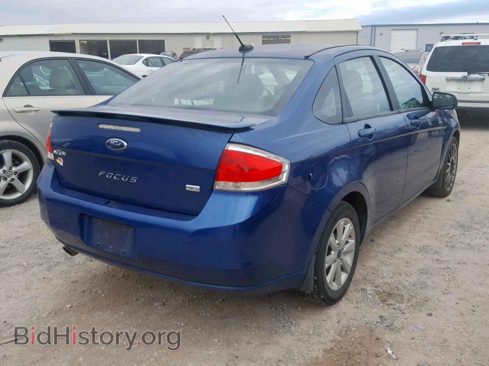 2009 FORD FOCUS - VIN: 1FAHP36N29W103942 - Фото 4