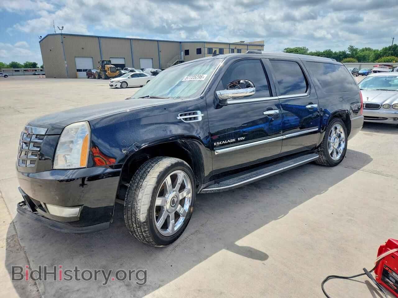 Photo 1GYS3HEF8BR396005 - CADILLAC ESCALADE 2011