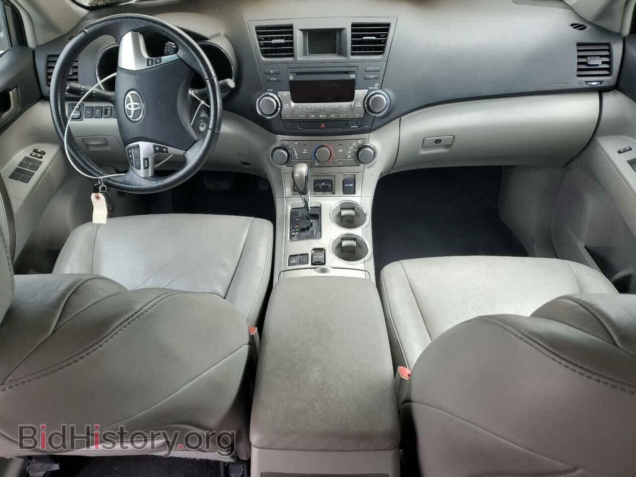 2011 TOYOTA HIGHLANDER - VIN: 5TDBK3EH2BS068173 - Фото 8