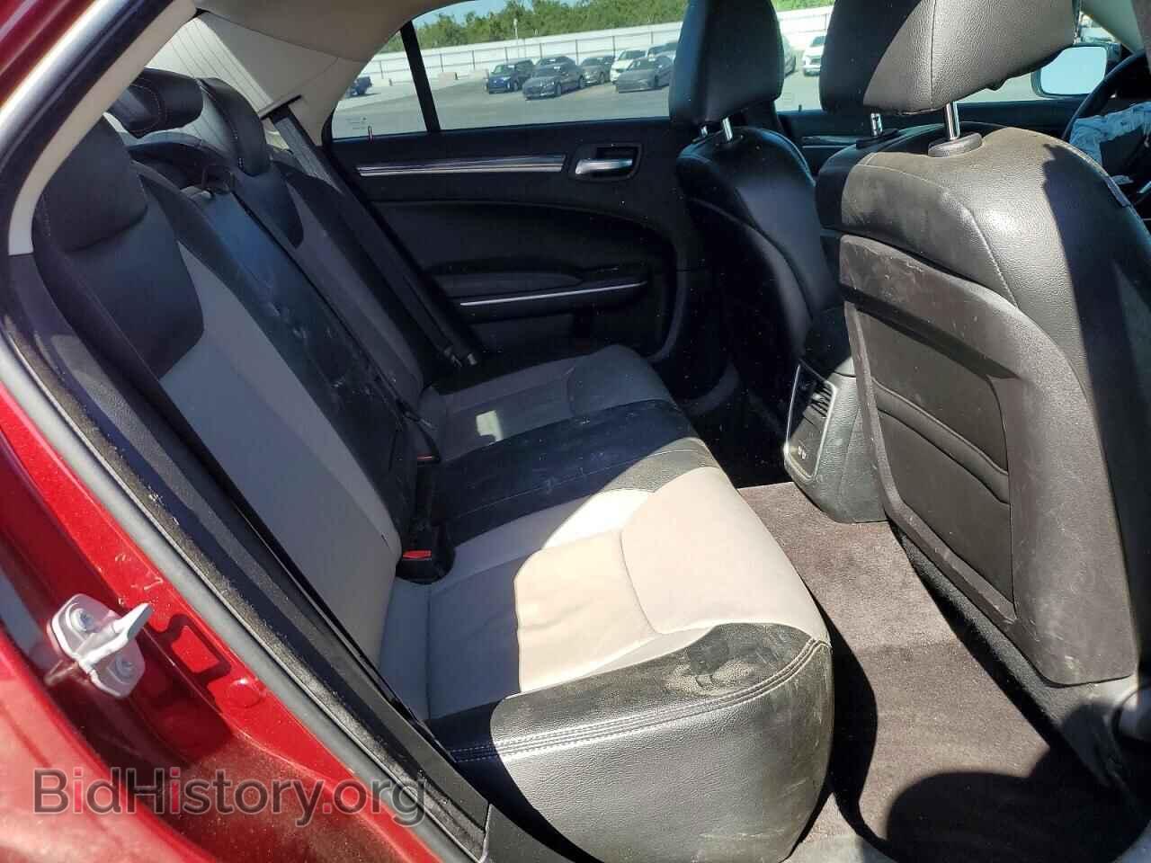 2019 CHRYSLER 300 - VIN: 2C3CCARG3KH508346 - Photo 10
