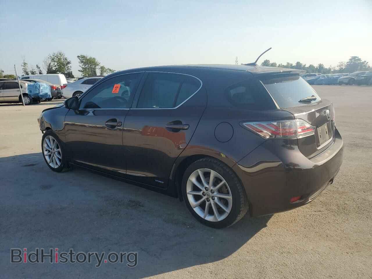 2011 LEXUS CT 200 - VIN: JTHKD5BH5B2039413 - Photo 2