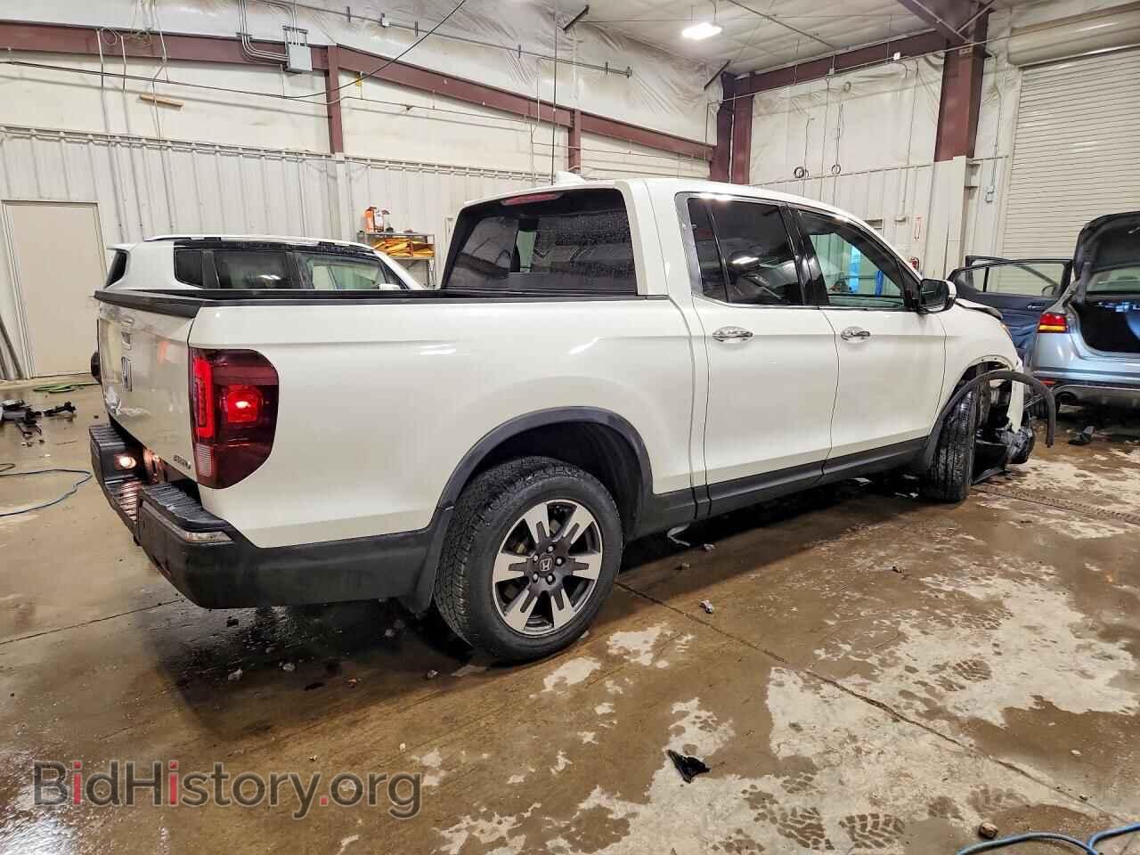 2017 HONDA RIDGELINE - VIN: 5FPYK3F78HB002845 - Photo 3