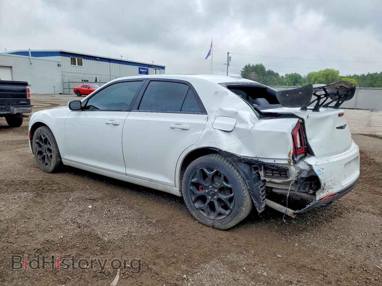 2018 CHRYSLER 300 - VIN: 2C3CCAGG3JH293617 - Фото 2