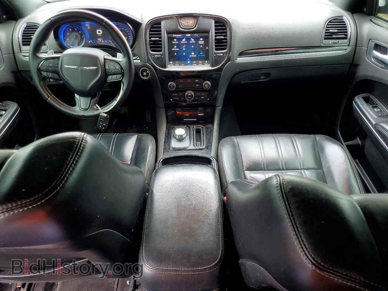 2018 CHRYSLER 300 - VIN: 2C3CCAGG3JH293617 - Фото 8