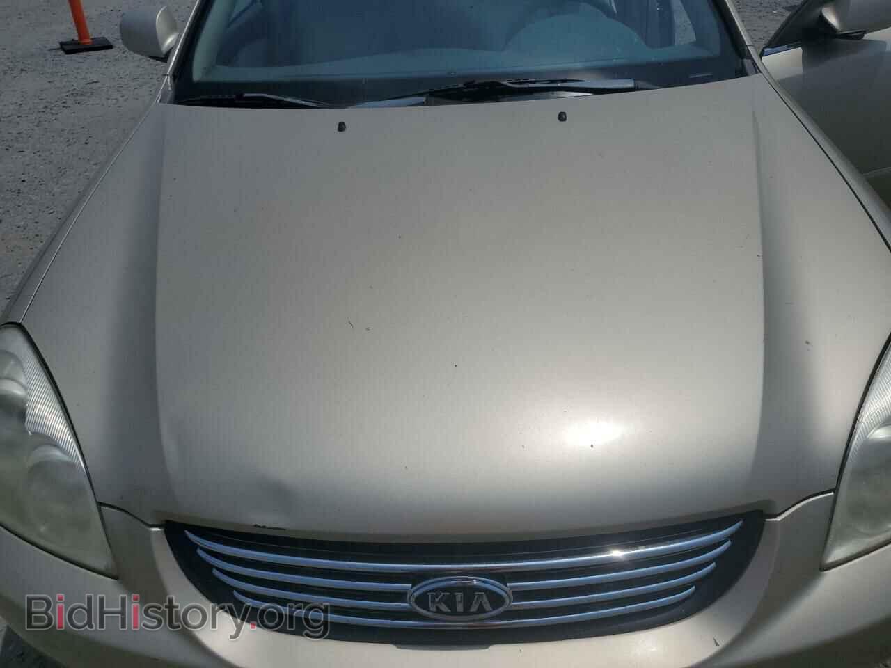2007 KIA OPTIMA - VIN: KNAGE123175136600 - Фото 11