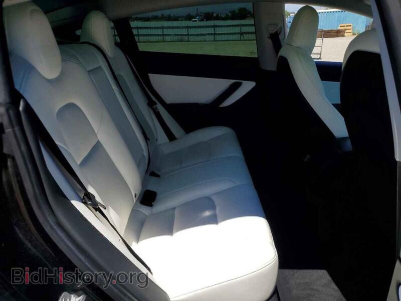 2020 Tesla MODEL 3 (VIN 5YJ3E1EA1LF741172) — photo 10 of 14