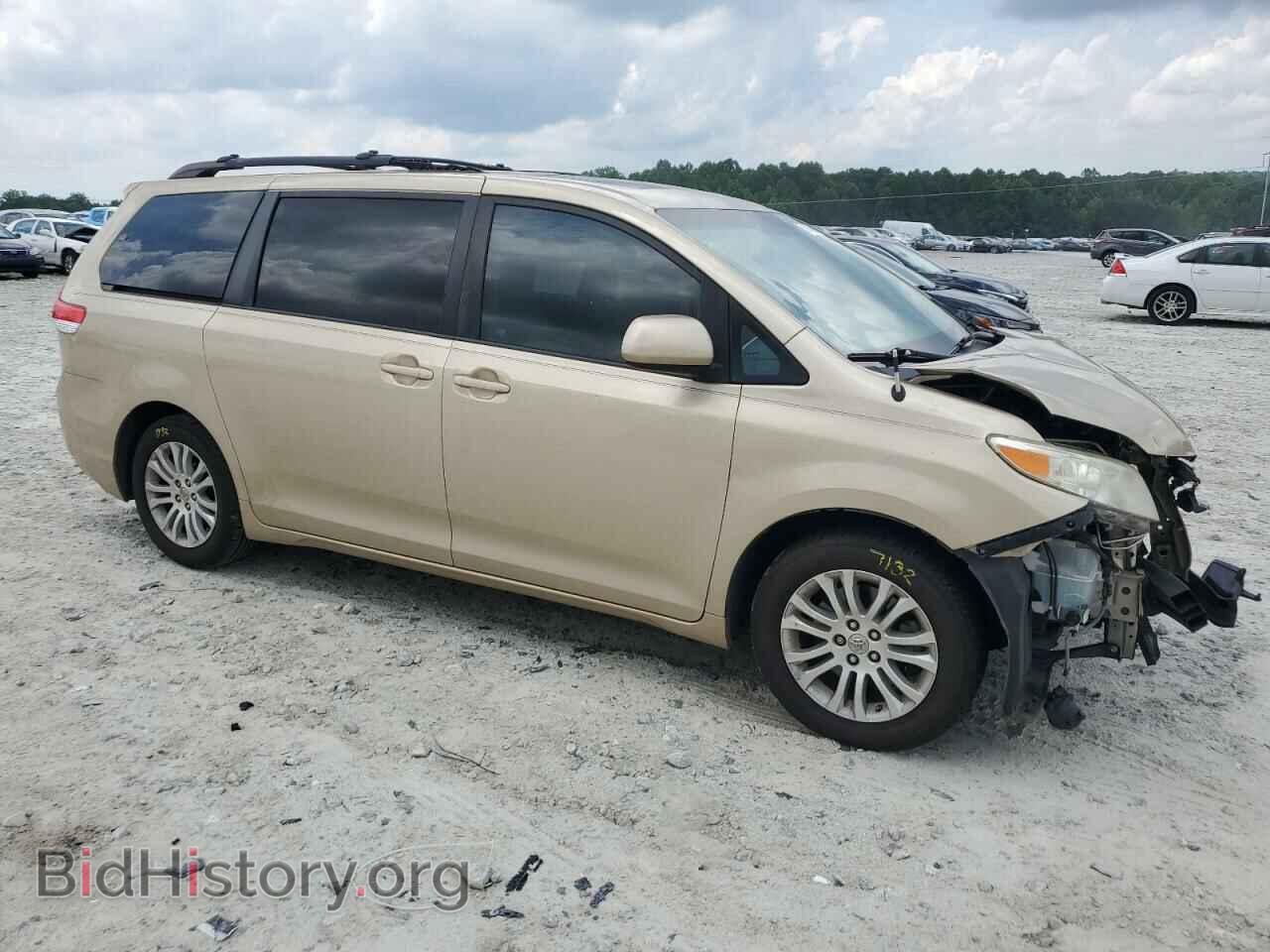 2011 TOYOTA All Models - VIN: 5TDYK3DC8BS106182 - Фото 4