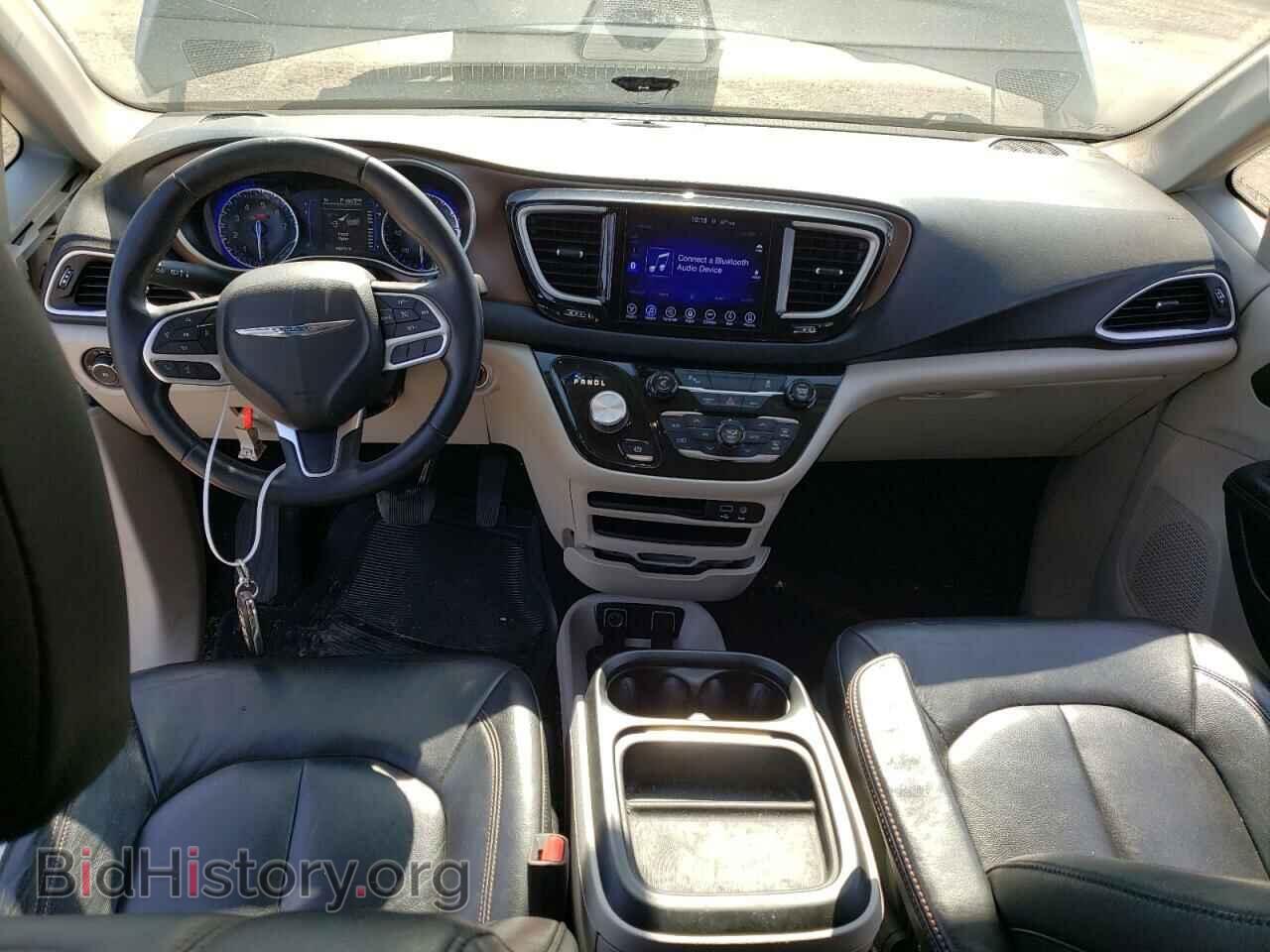 2017 CHRYSLER PACIFICA - VIN: 2C4RC1BG9HR564455 - Photo 8