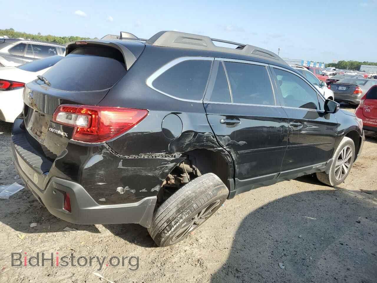 2018 SUBARU OUTBACK - VIN: 4S4BSANC2J3219971 - Фото 3
