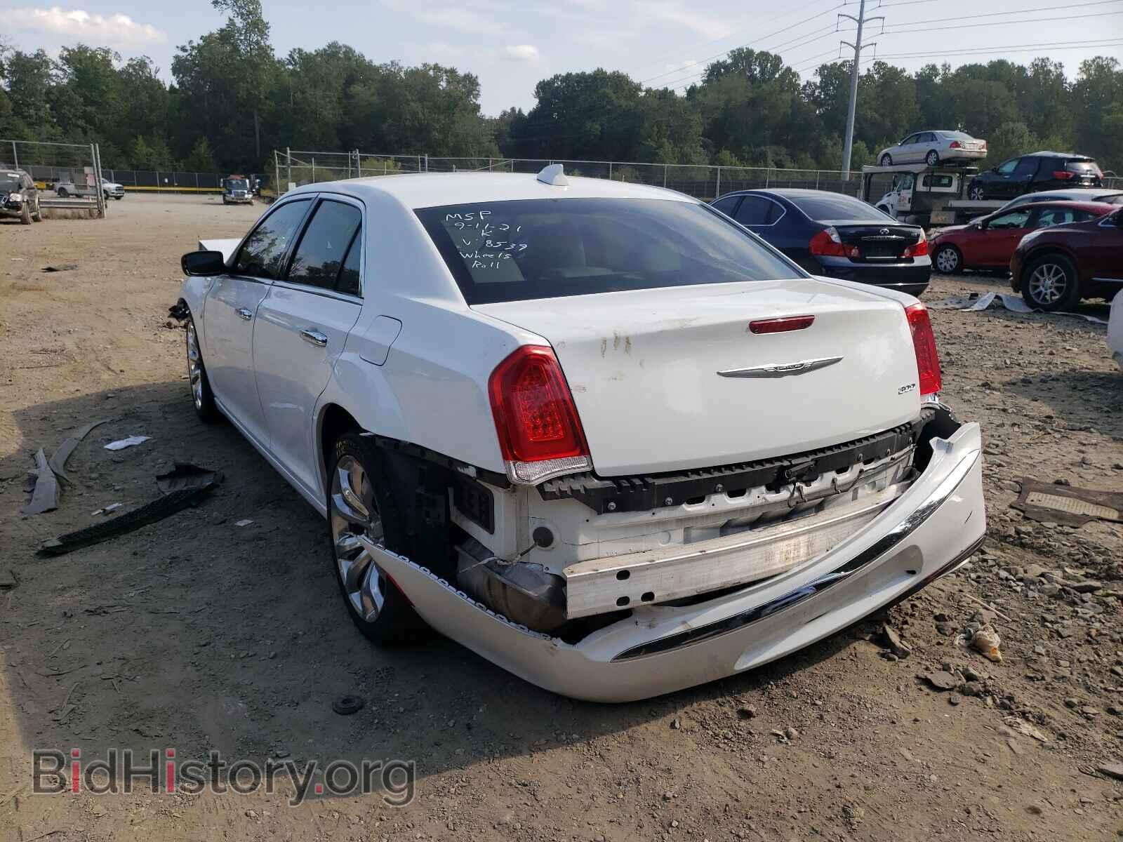 2019 CHRYSLER 300 - VIN: 2C3CCAEG7KH528539 - Фото 3
