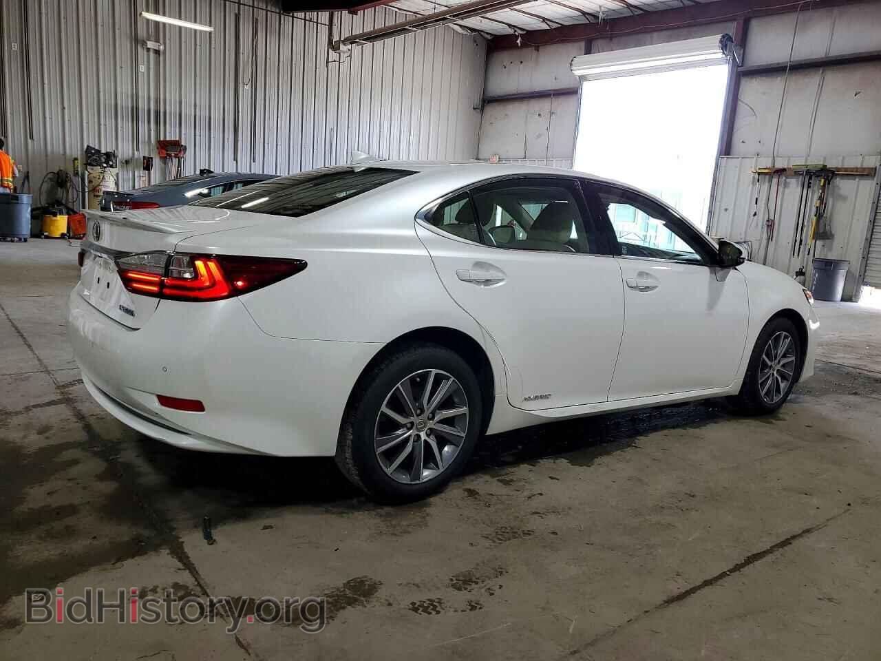 2016 LEXUS ES300 - VIN: JTHBW1GG2G2108214 - Photo 3