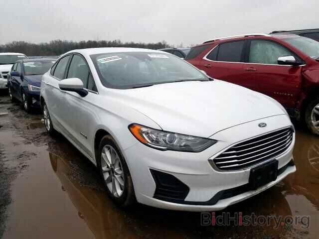 Photo 3FA6P0LU1KR109192 - FORD FUSION SE 2019